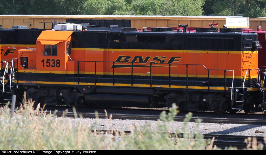 BNSF 1538